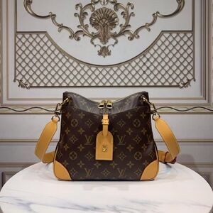 Louis Vuitton Odéon MM